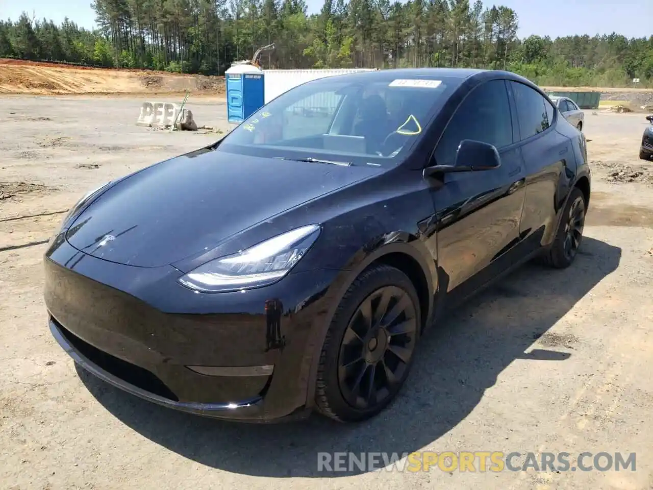 2 Photograph of a damaged car 5YJYGDEE0MF125744 TESLA MODEL Y 2021