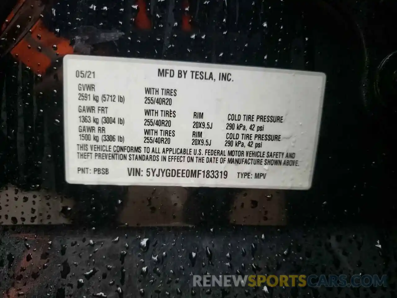 10 Photograph of a damaged car 5YJYGDEE0MF183319 TESLA MODEL Y 2021