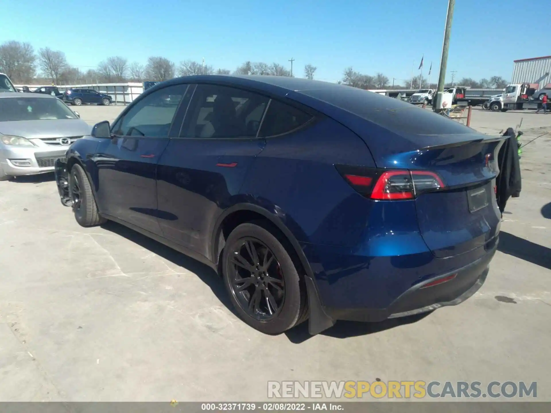 3 Photograph of a damaged car 5YJYGDEE0MF187371 TESLA MODEL Y 2021