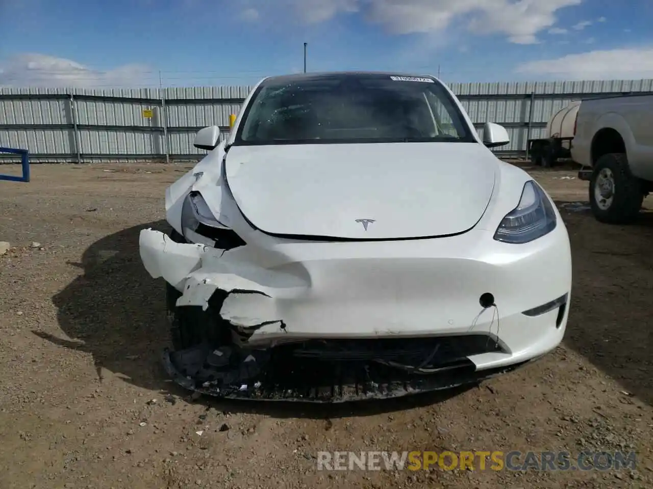 9 Photograph of a damaged car 5YJYGDEE0MF190643 TESLA MODEL Y 2021