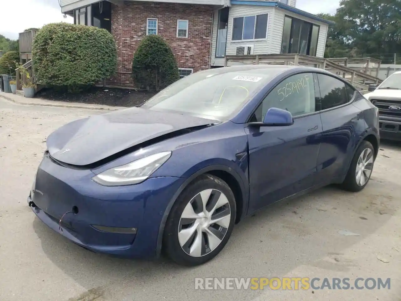 2 Photograph of a damaged car 5YJYGDEE0MF190920 TESLA MODEL Y 2021