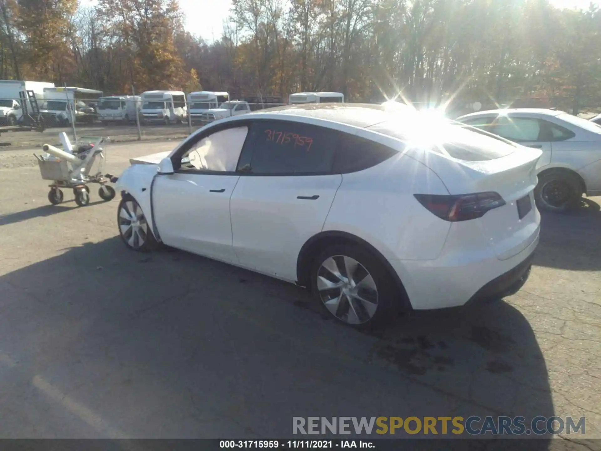 3 Photograph of a damaged car 5YJYGDEE0MF191422 TESLA MODEL Y 2021