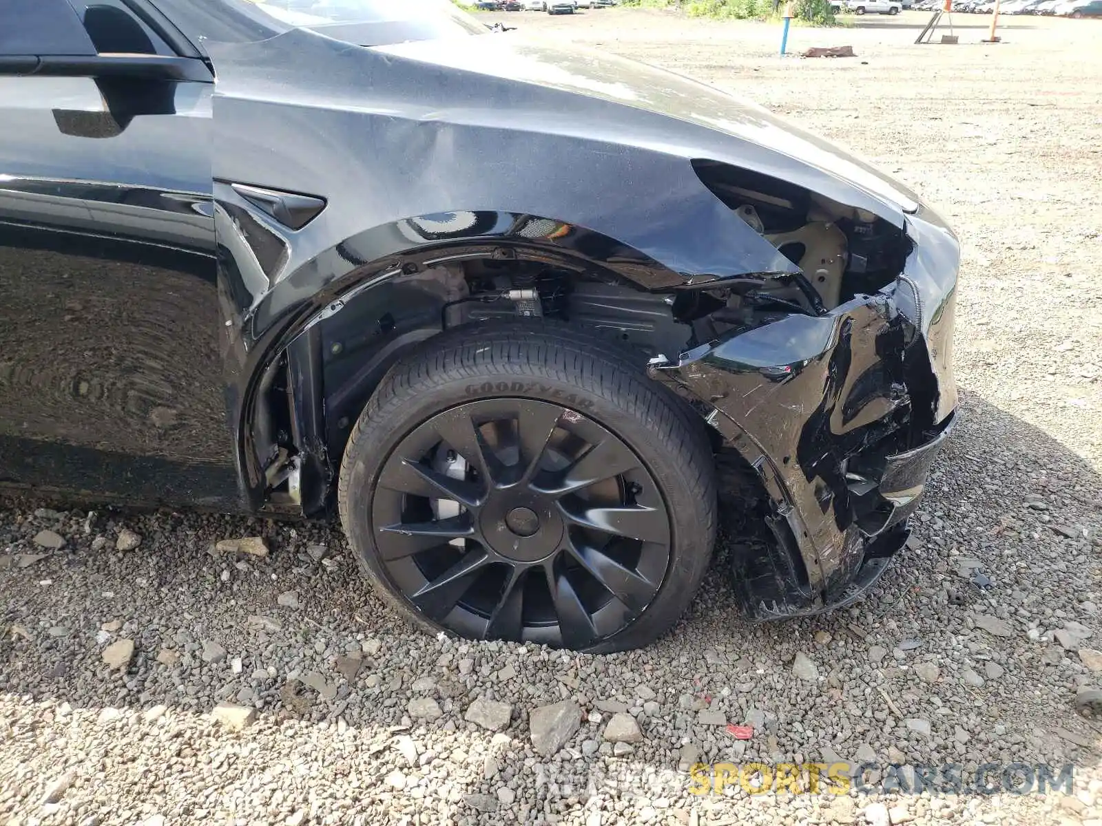 9 Photograph of a damaged car 5YJYGDEE0MF198256 TESLA MODEL Y 2021