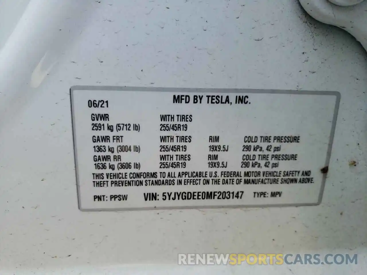 10 Photograph of a damaged car 5YJYGDEE0MF203147 TESLA MODEL Y 2021