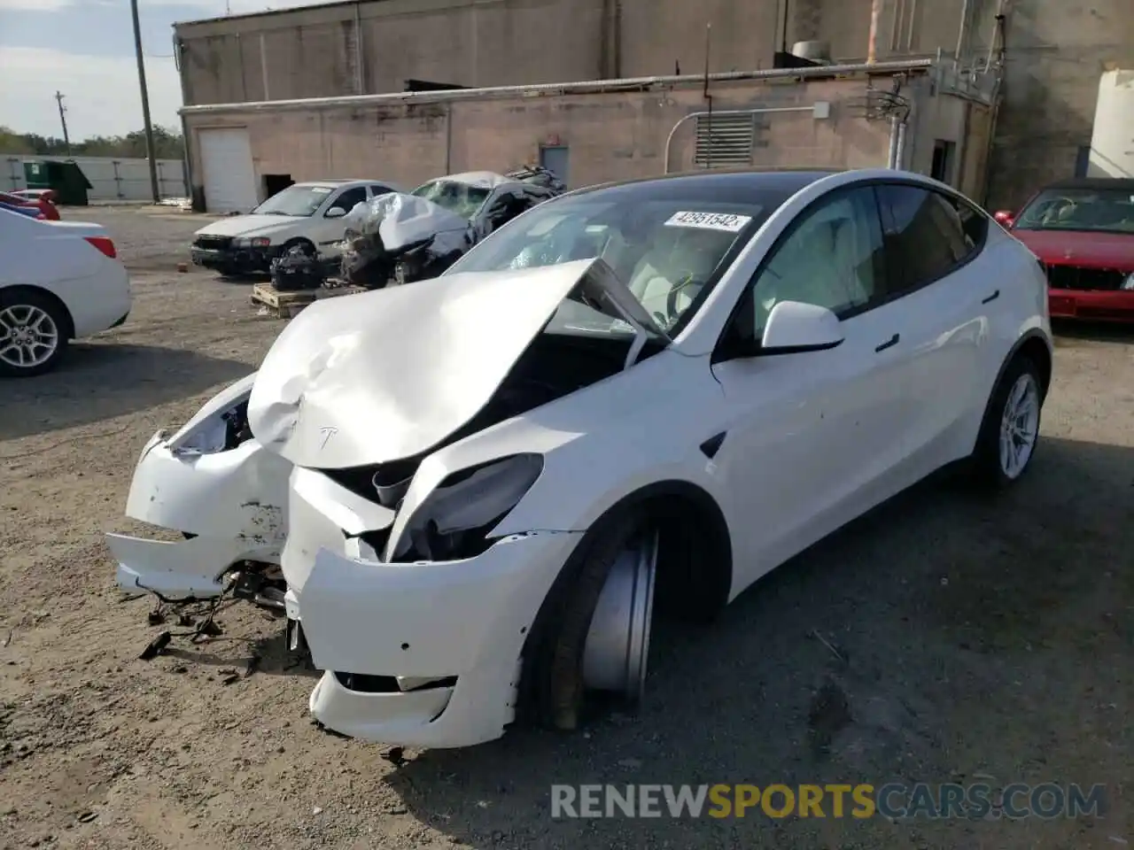 2 Photograph of a damaged car 5YJYGDEE0MF203147 TESLA MODEL Y 2021