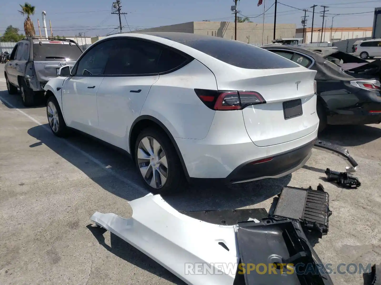 3 Фотография поврежденного автомобиля 5YJYGDEE0MF207019 TESLA MODEL Y 2021