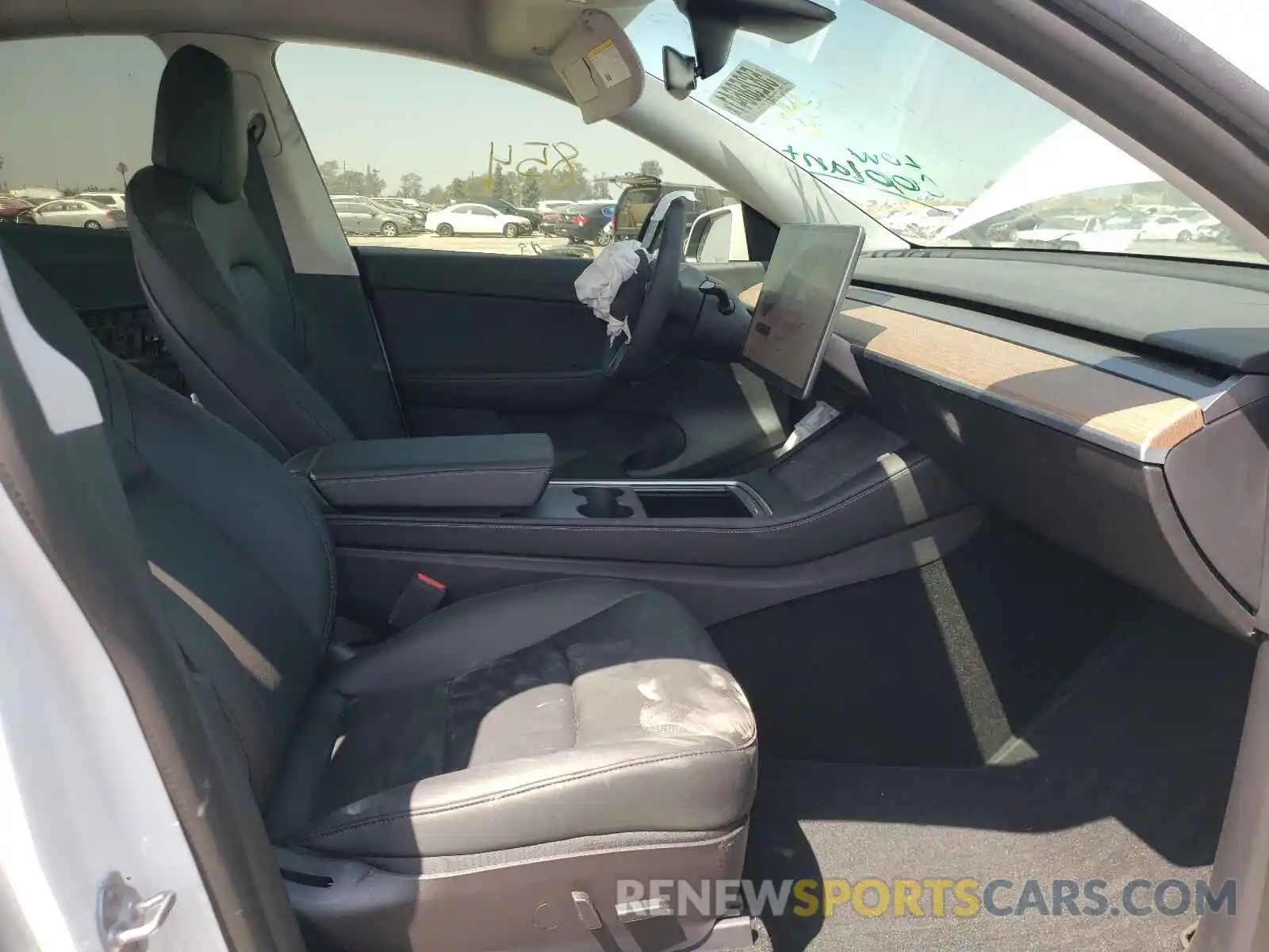 5 Photograph of a damaged car 5YJYGDEE0MF207019 TESLA MODEL Y 2021