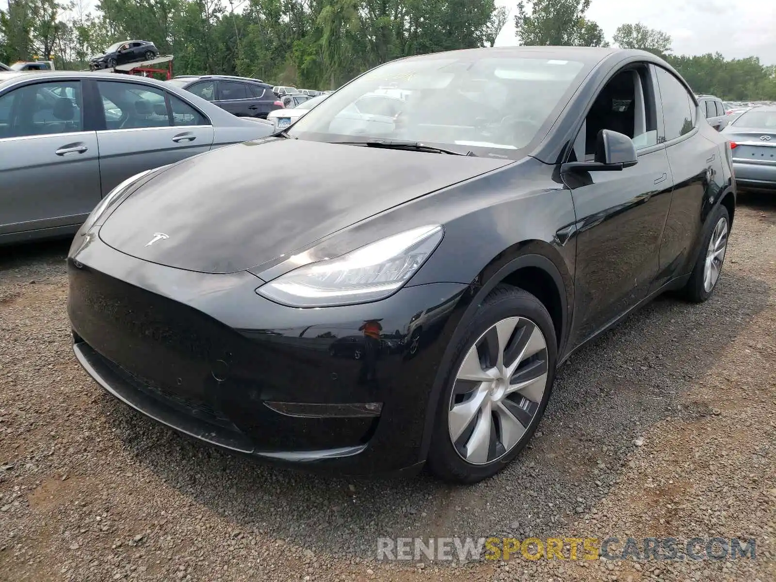 2 Photograph of a damaged car 5YJYGDEE0MF208980 TESLA MODEL Y 2021