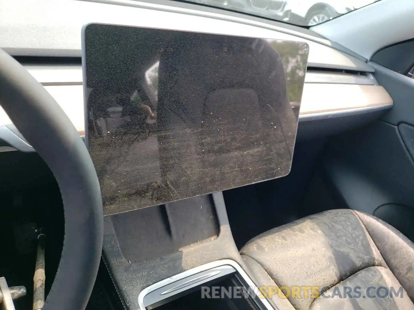 8 Photograph of a damaged car 5YJYGDEE0MF208980 TESLA MODEL Y 2021