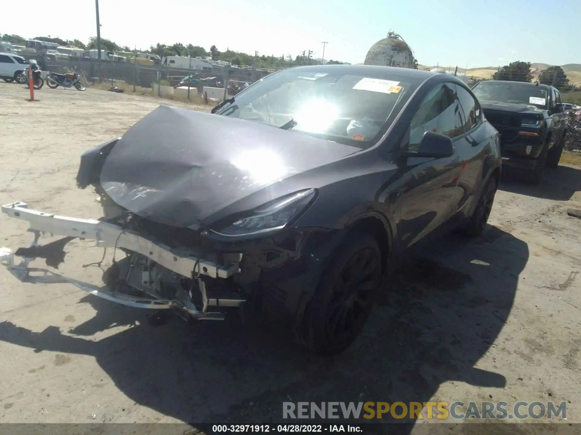 2 Photograph of a damaged car 5YJYGDEE0MF224600 TESLA MODEL Y 2021