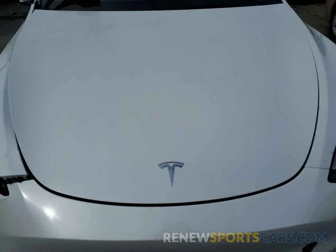 11 Photograph of a damaged car 5YJYGDEE0MF232499 TESLA MODEL Y 2021