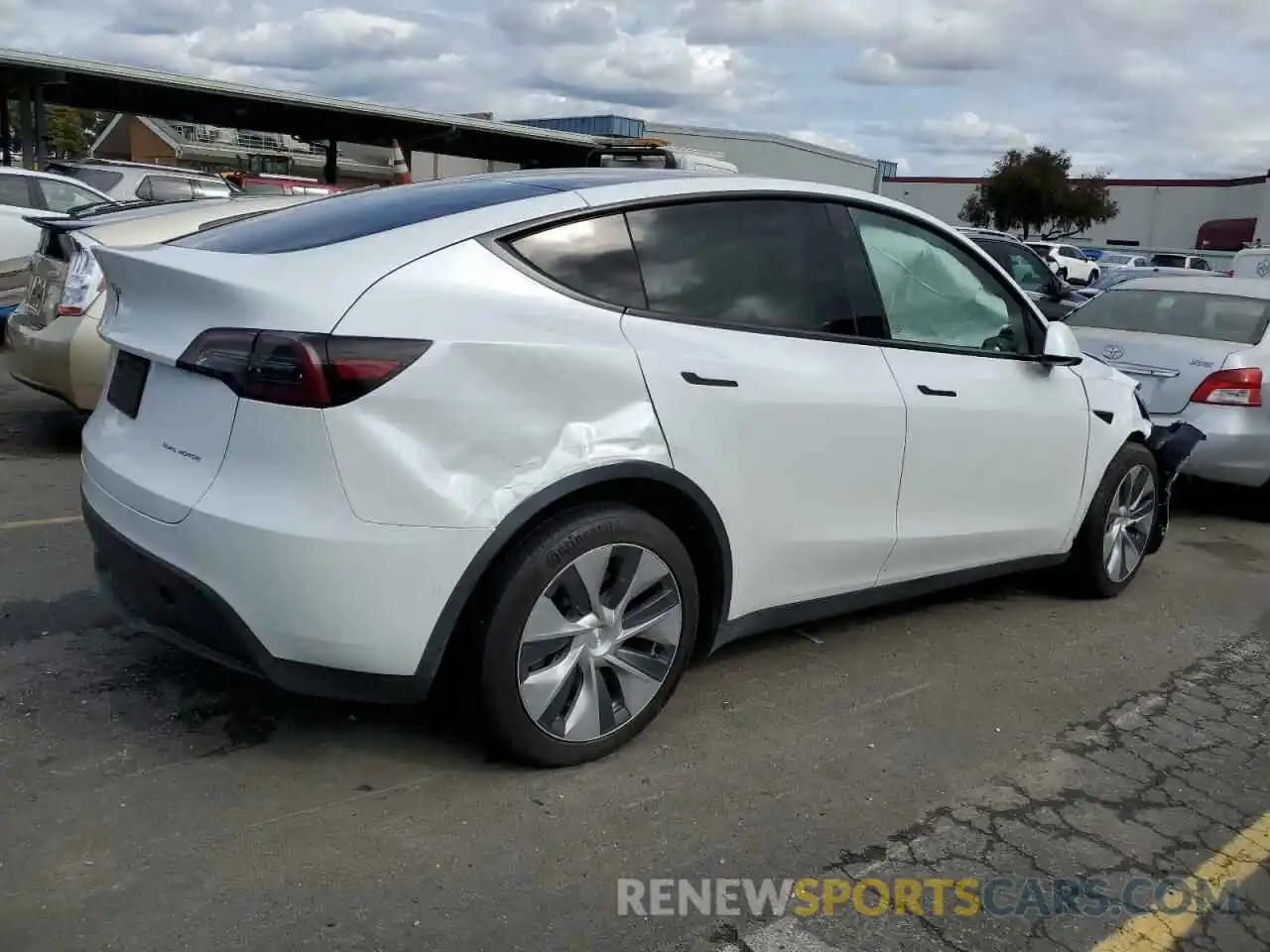 3 Photograph of a damaged car 5YJYGDEE0MF232499 TESLA MODEL Y 2021