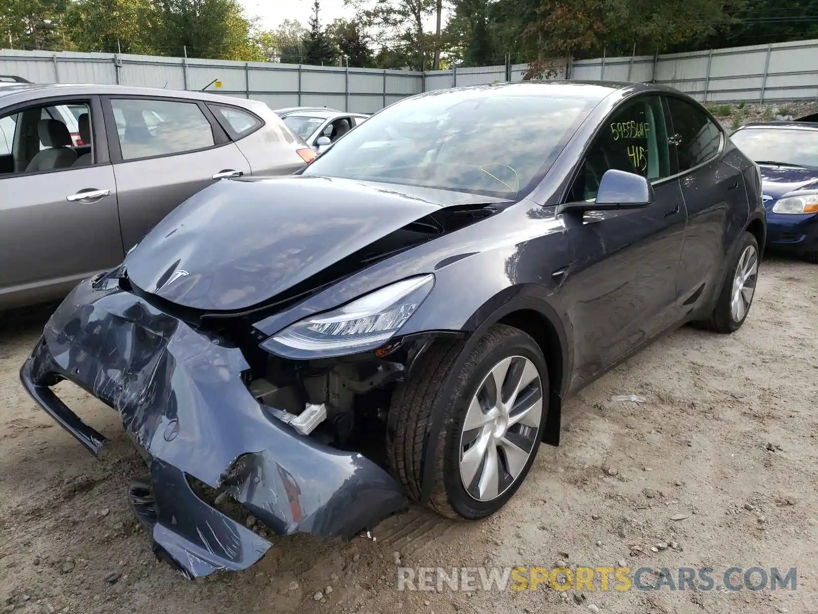 2 Photograph of a damaged car 5YJYGDEE0MF233541 TESLA MODEL Y 2021