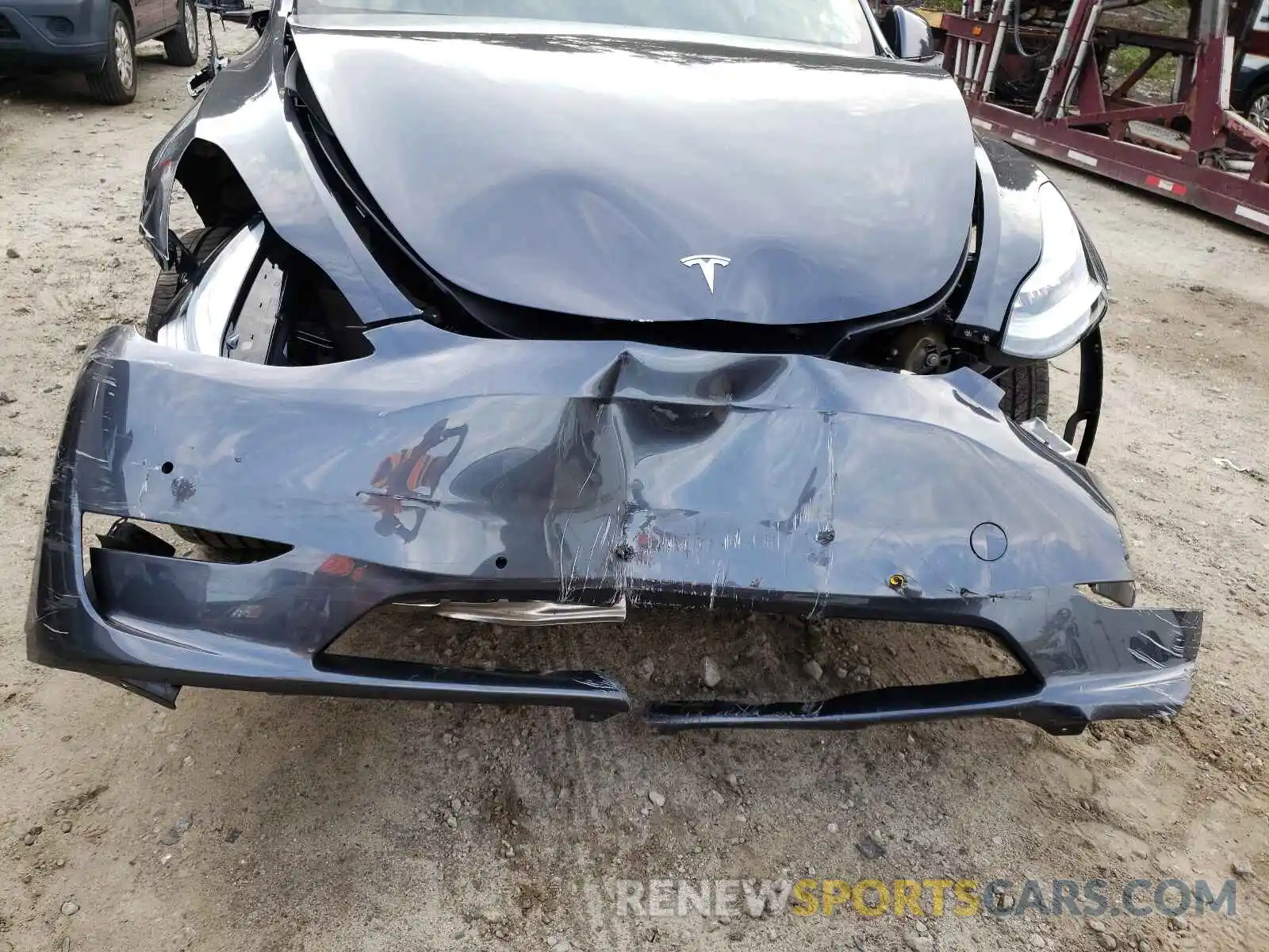 9 Photograph of a damaged car 5YJYGDEE0MF233541 TESLA MODEL Y 2021