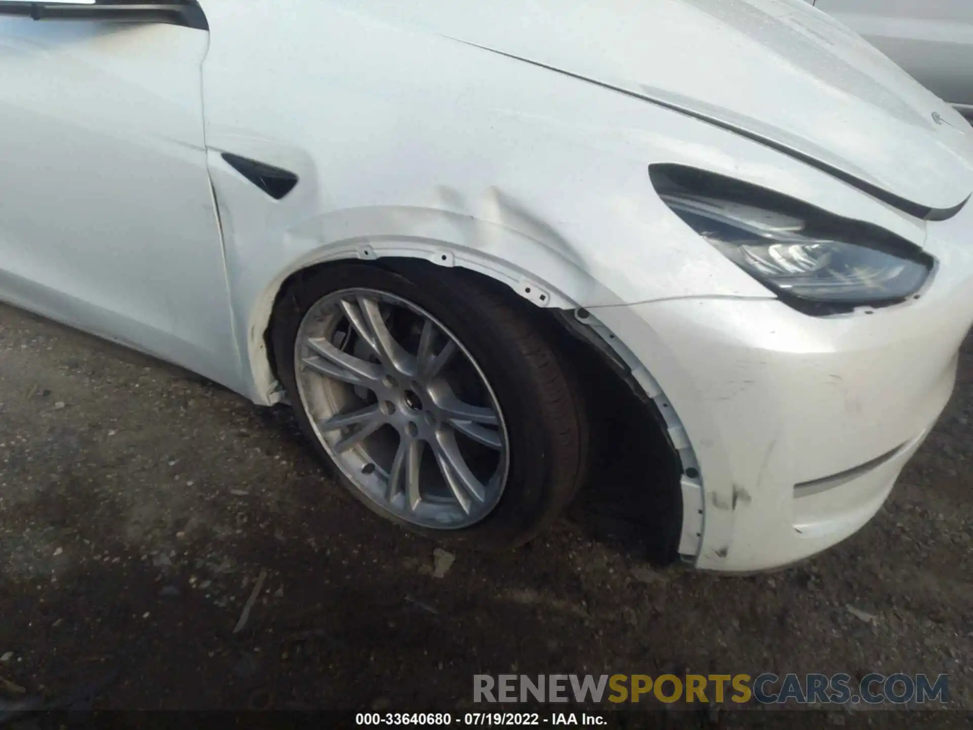 6 Photograph of a damaged car 5YJYGDEE0MF258018 TESLA MODEL Y 2021