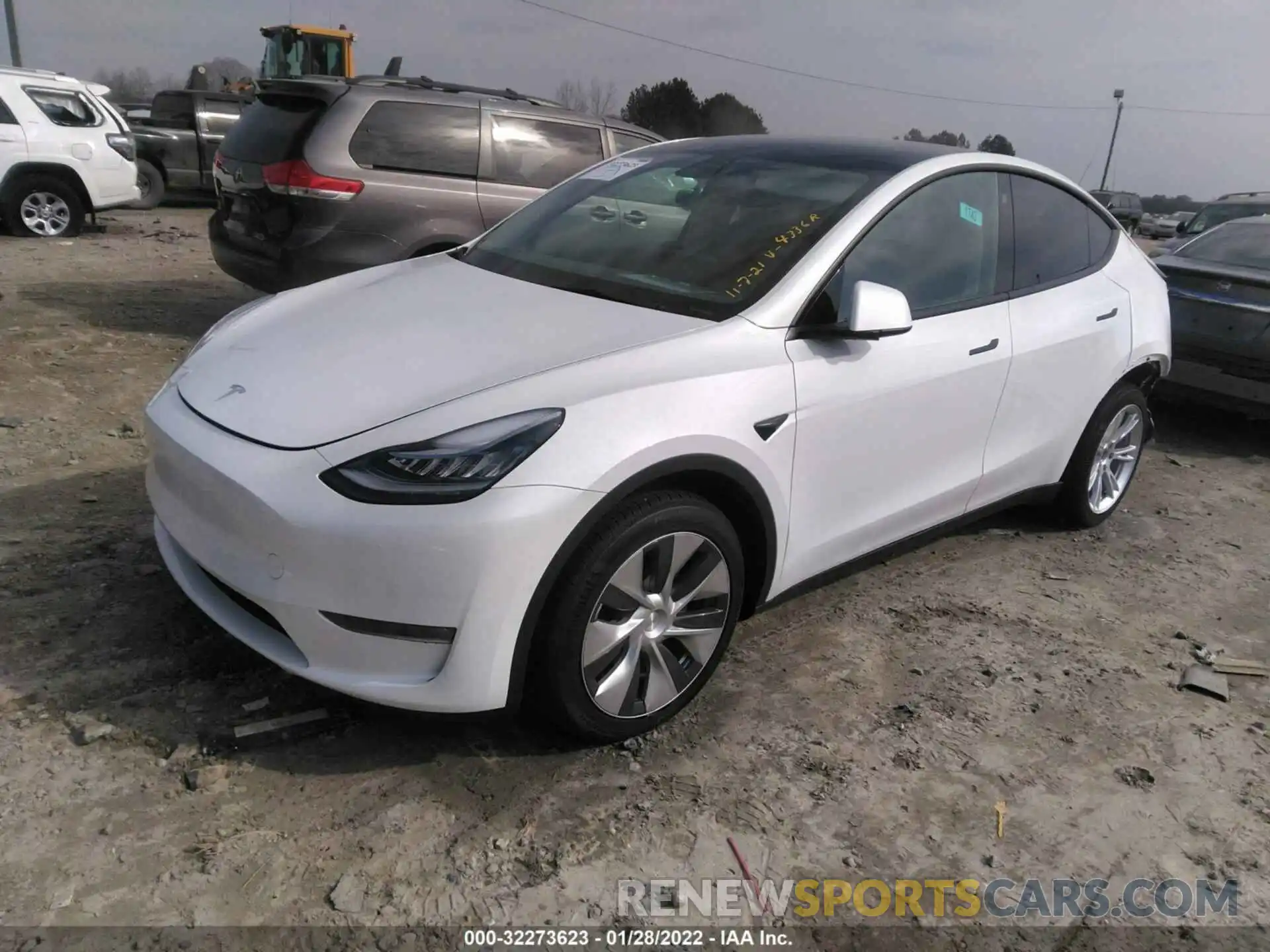 2 Photograph of a damaged car 5YJYGDEE0MF264336 TESLA MODEL Y 2021