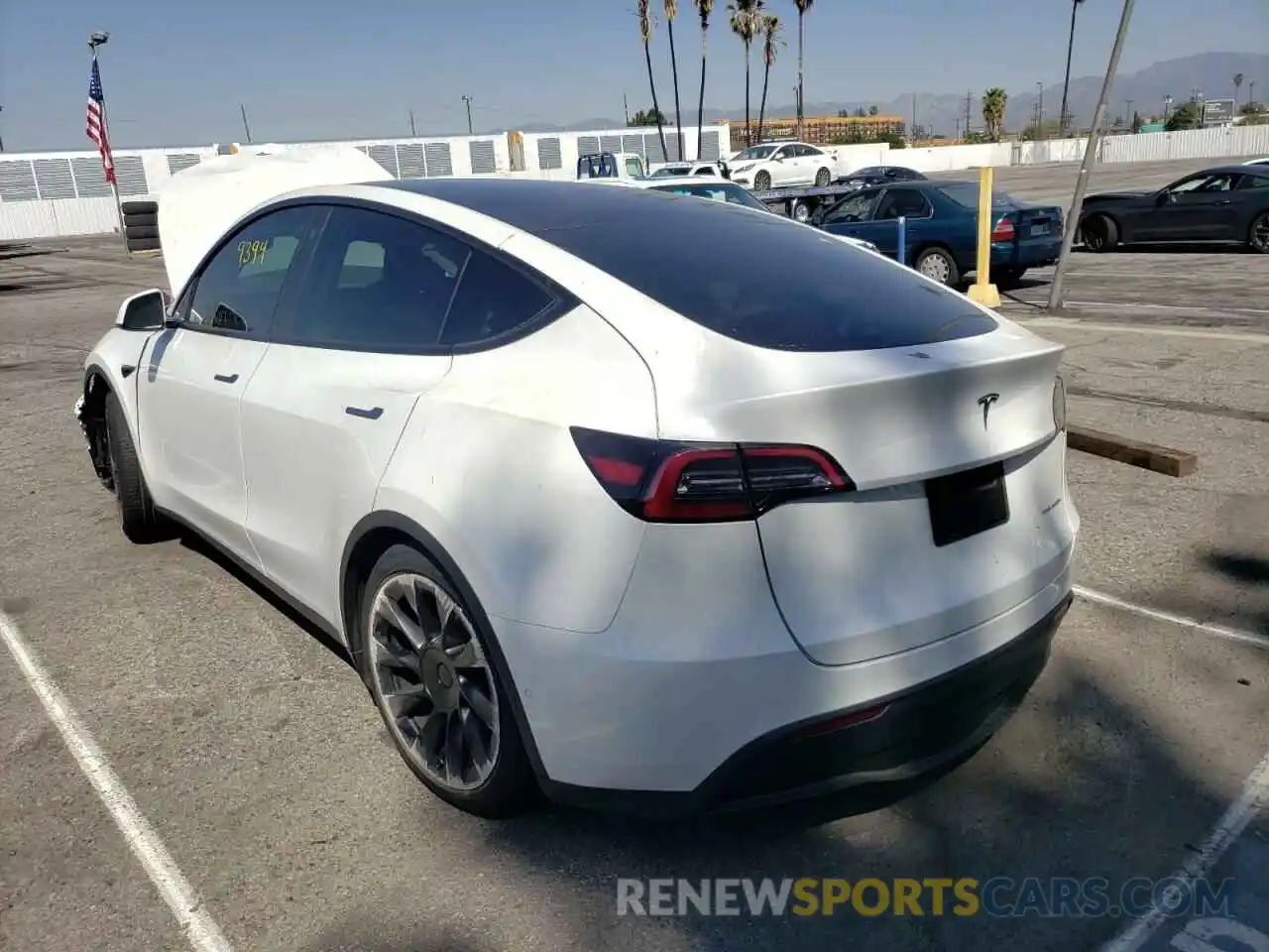 3 Photograph of a damaged car 5YJYGDEE0MF272422 TESLA MODEL Y 2021