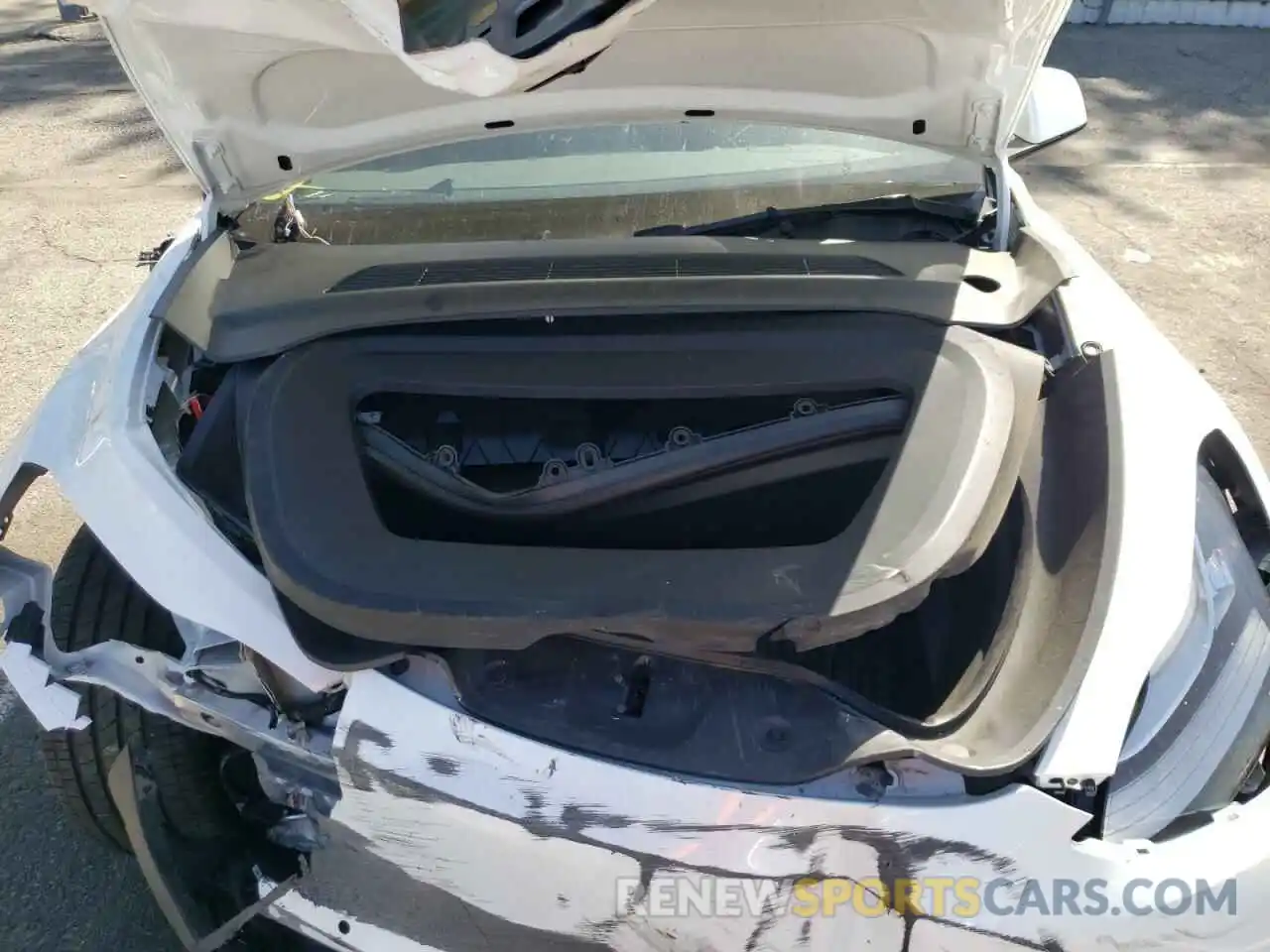 7 Photograph of a damaged car 5YJYGDEE0MF272422 TESLA MODEL Y 2021