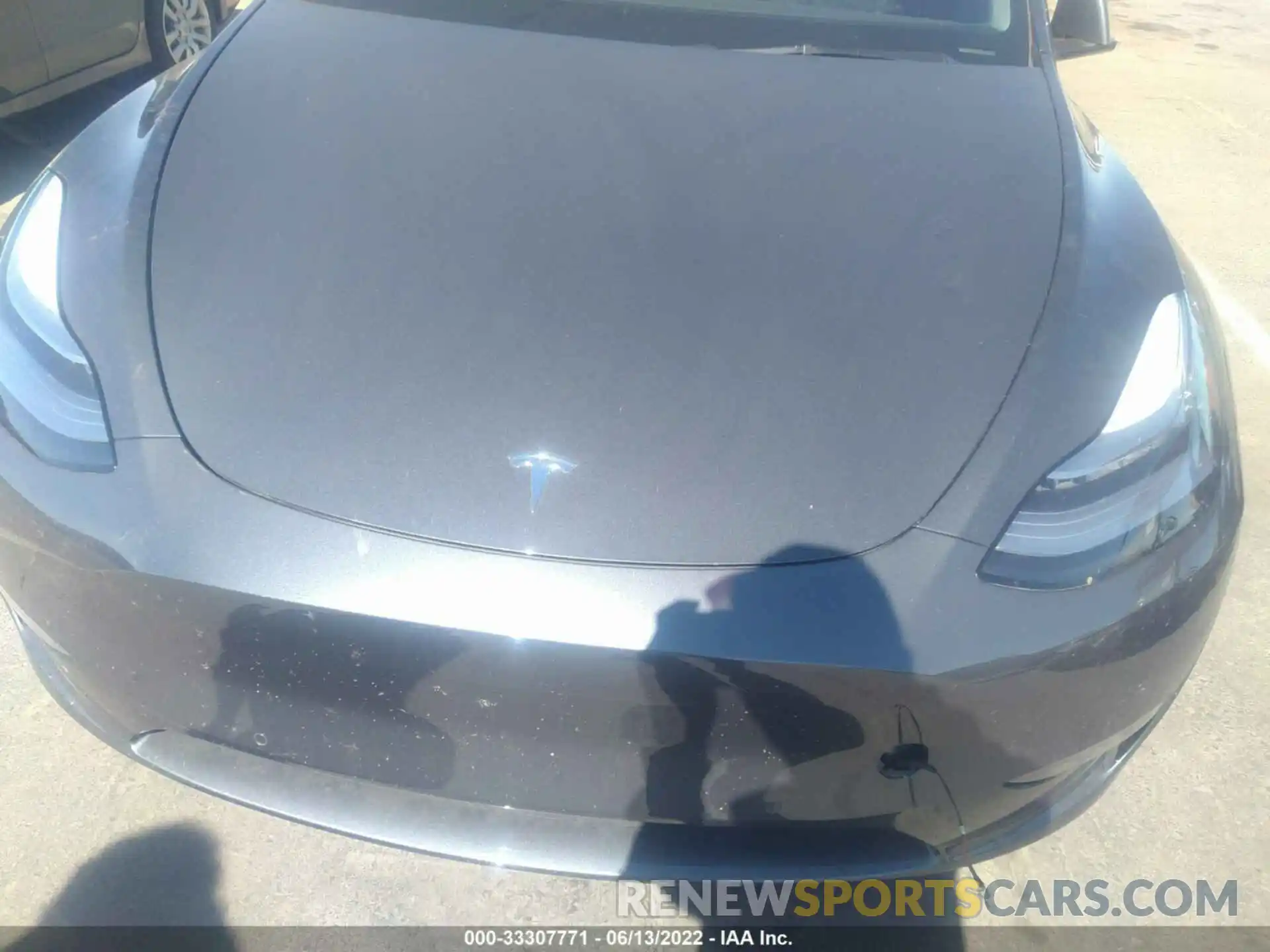 10 Photograph of a damaged car 5YJYGDEE0MF279550 TESLA MODEL Y 2021