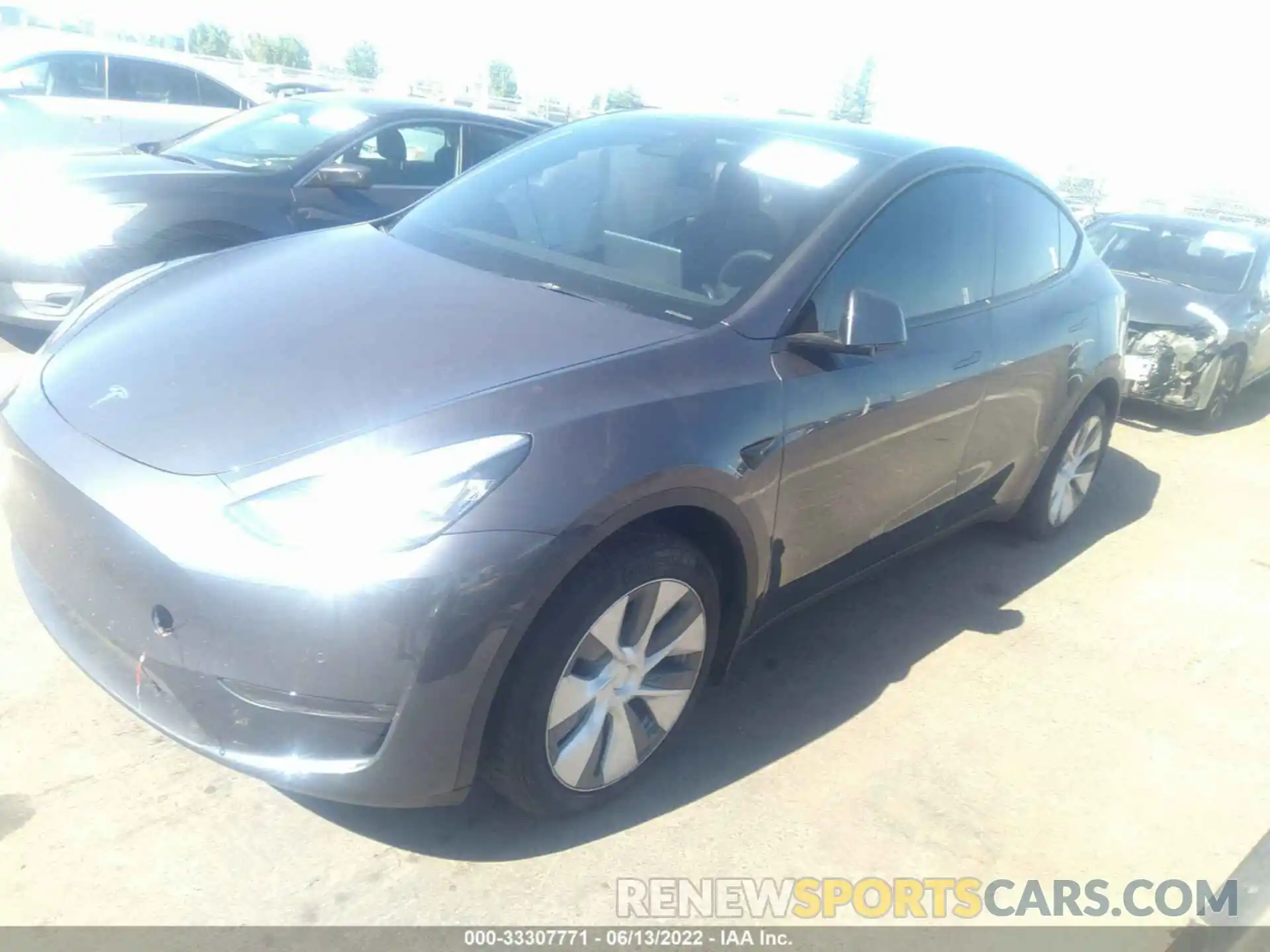 2 Photograph of a damaged car 5YJYGDEE0MF279550 TESLA MODEL Y 2021