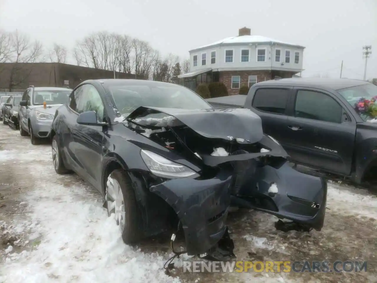 1 Photograph of a damaged car 5YJYGDEE0MF297501 TESLA MODEL Y 2021