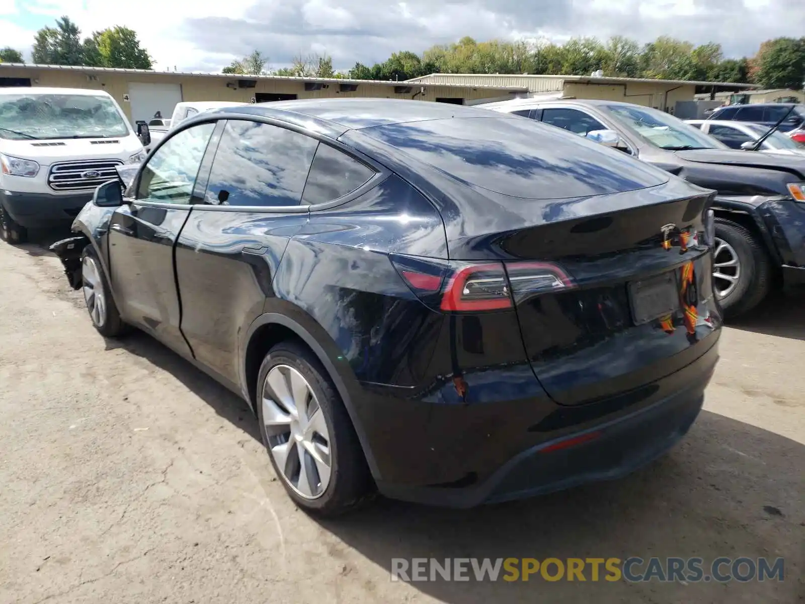 3 Photograph of a damaged car 5YJYGDEE1MF067546 TESLA MODEL Y 2021