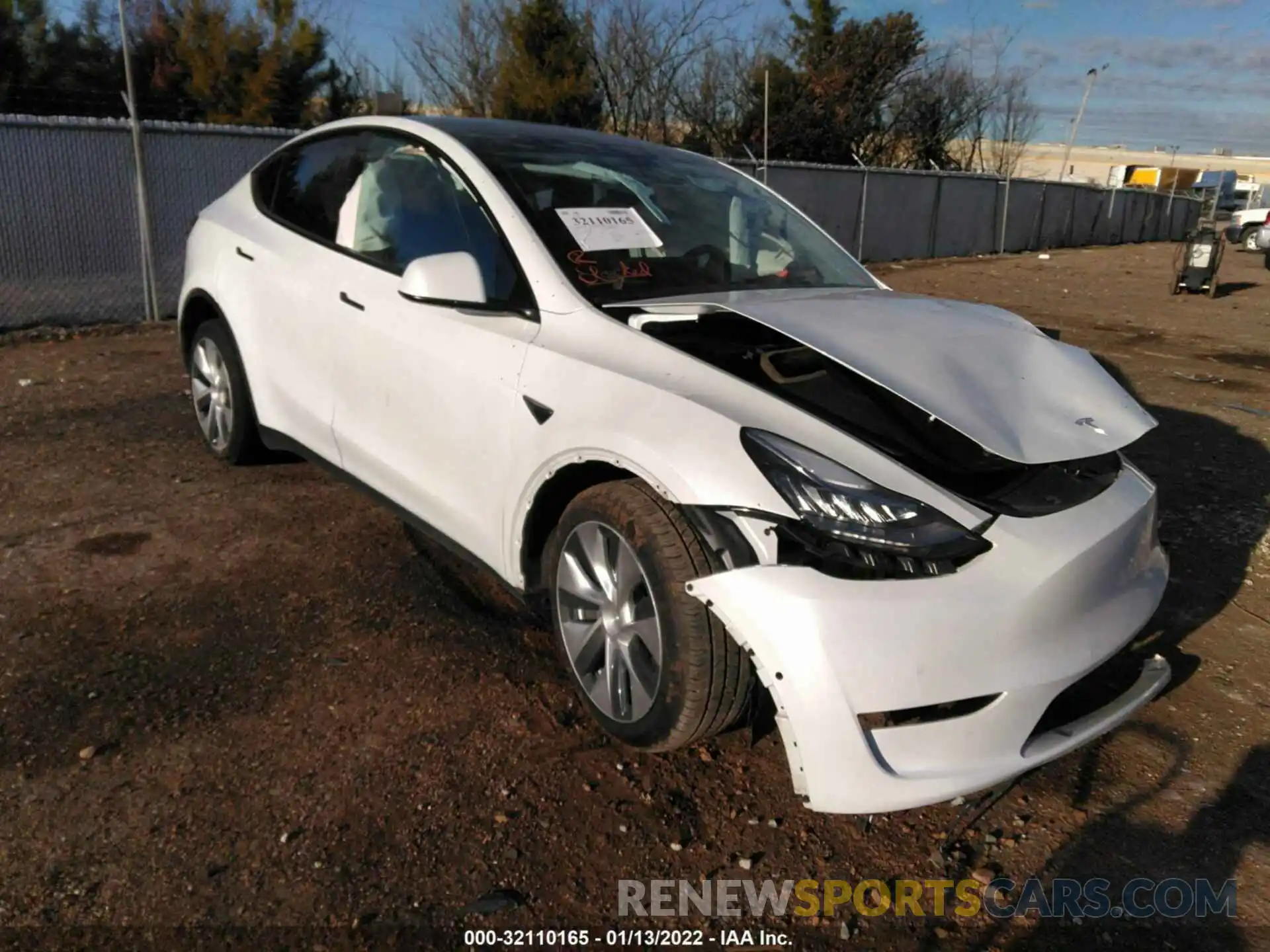 1 Photograph of a damaged car 5YJYGDEE1MF068986 TESLA MODEL Y 2021