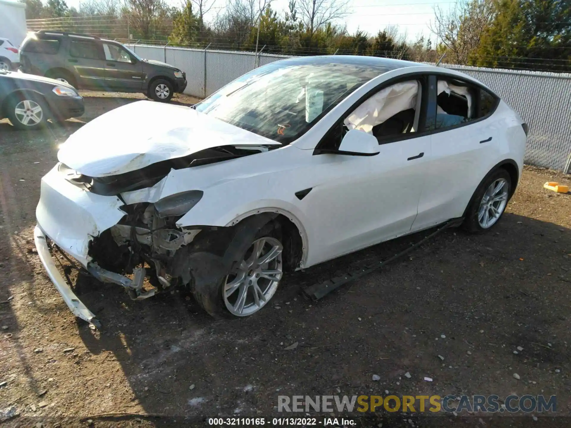 2 Photograph of a damaged car 5YJYGDEE1MF068986 TESLA MODEL Y 2021