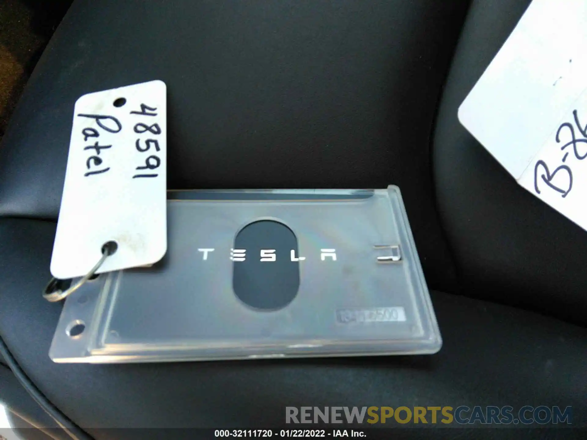 11 Photograph of a damaged car 5YJYGDEE1MF072021 TESLA MODEL Y 2021