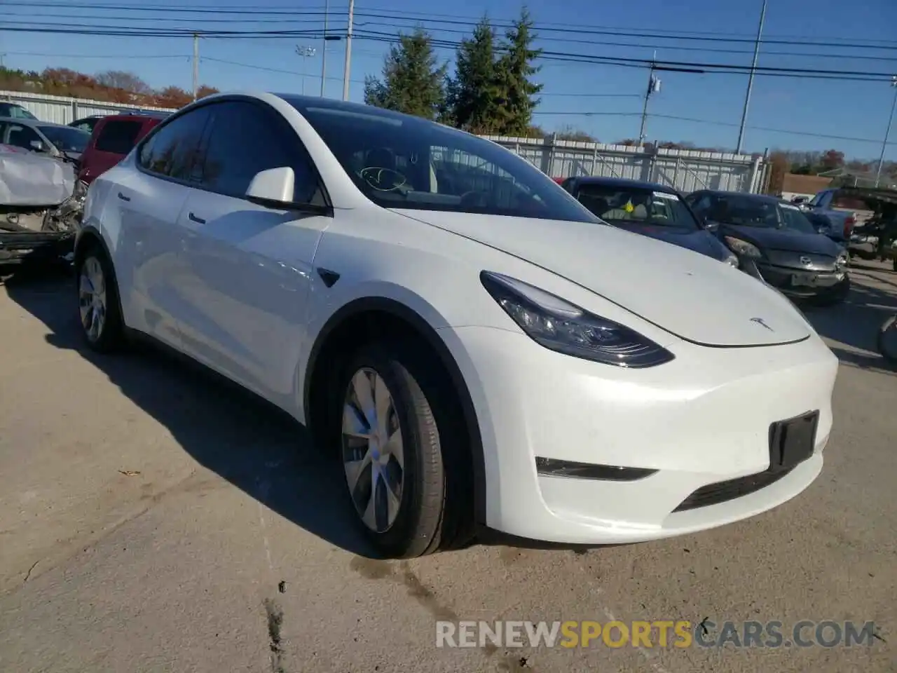 1 Photograph of a damaged car 5YJYGDEE1MF074710 TESLA MODEL Y 2021