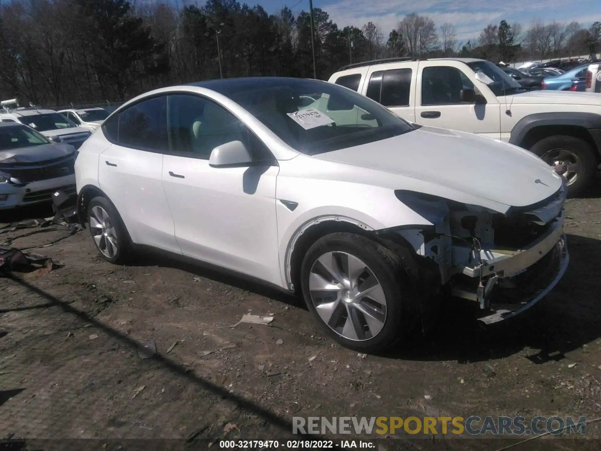 1 Photograph of a damaged car 5YJYGDEE1MF075386 TESLA MODEL Y 2021