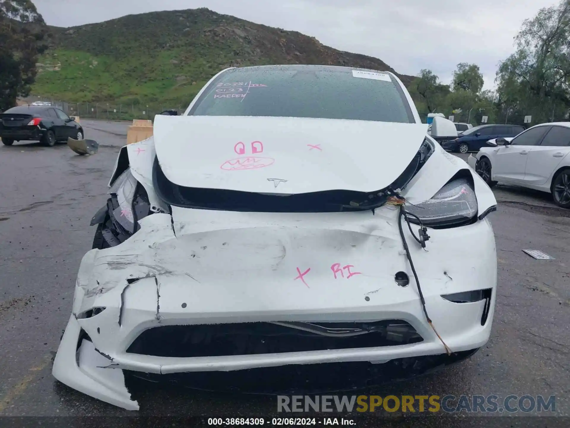 12 Photograph of a damaged car 5YJYGDEE1MF078840 TESLA MODEL Y 2021