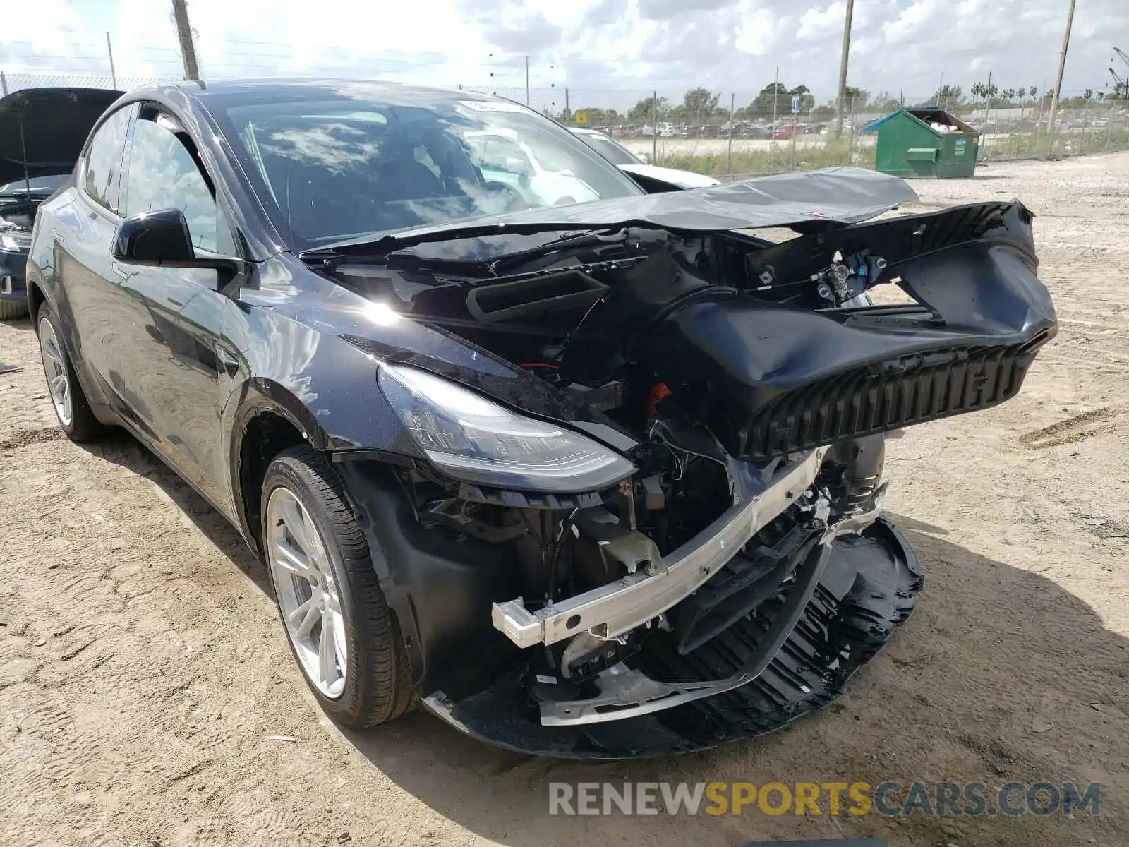 1 Photograph of a damaged car 5YJYGDEE1MF083309 TESLA MODEL Y 2021