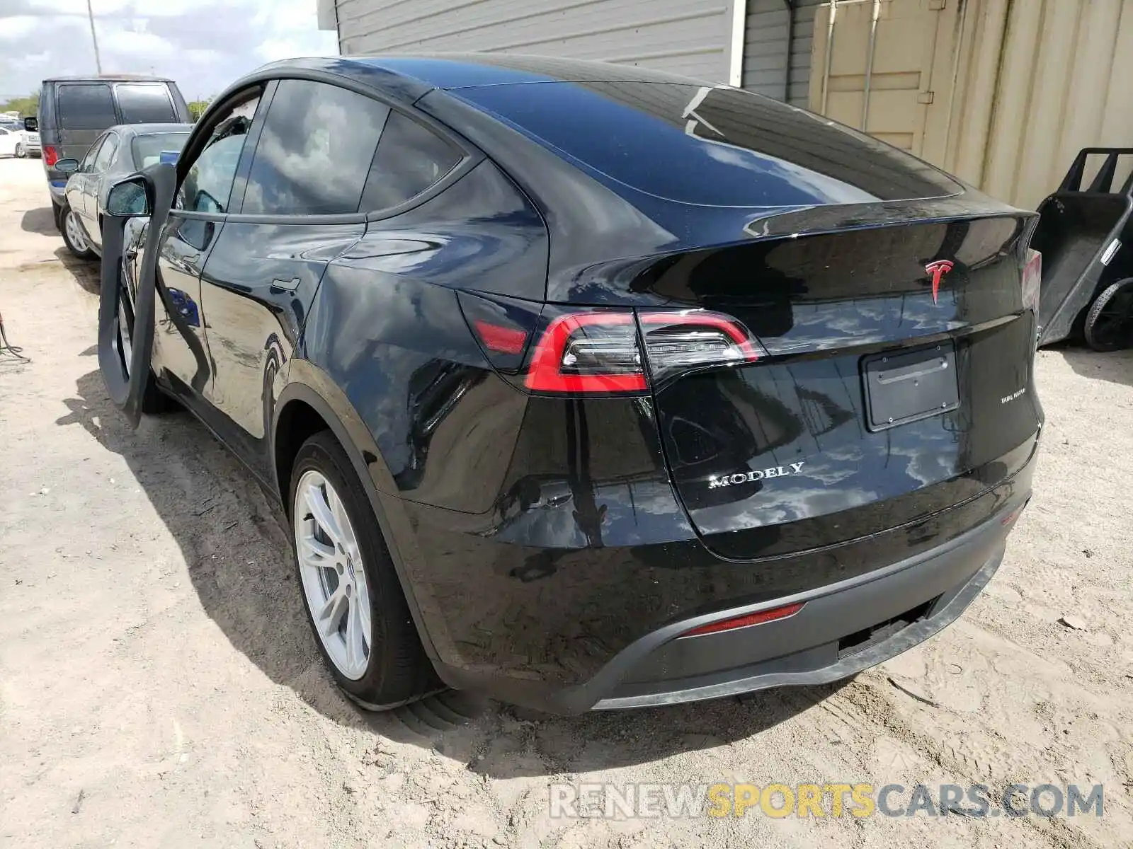 3 Фотография поврежденного автомобиля 5YJYGDEE1MF083309 TESLA MODEL Y 2021