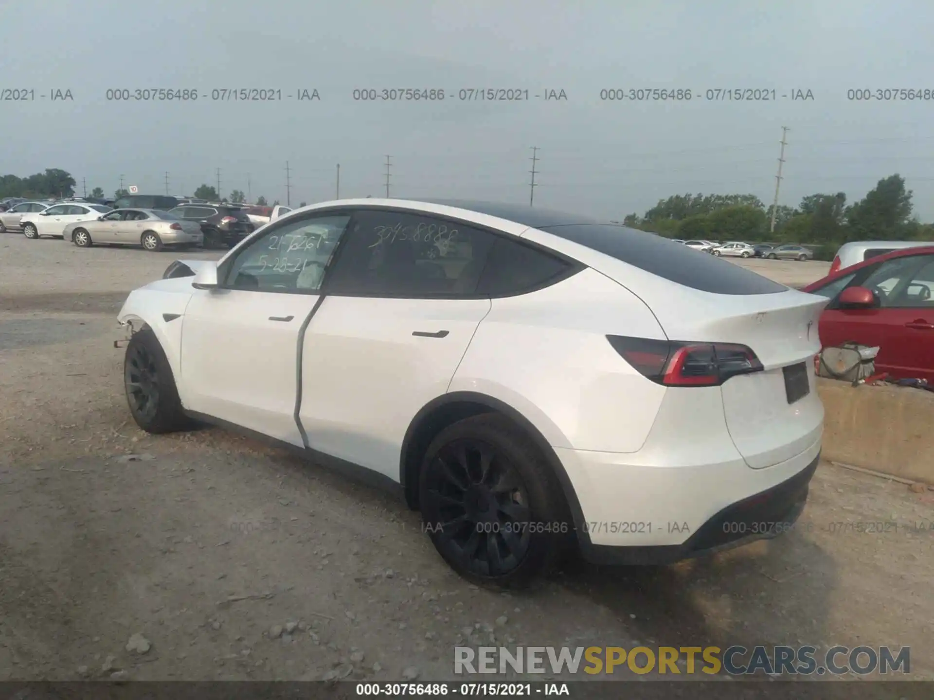 3 Фотография поврежденного автомобиля 5YJYGDEE1MF085206 TESLA MODEL Y 2021