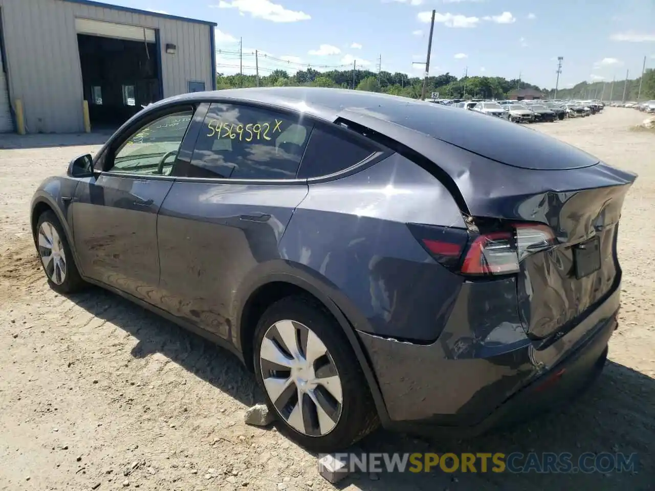 3 Photograph of a damaged car 5YJYGDEE1MF086727 TESLA MODEL Y 2021