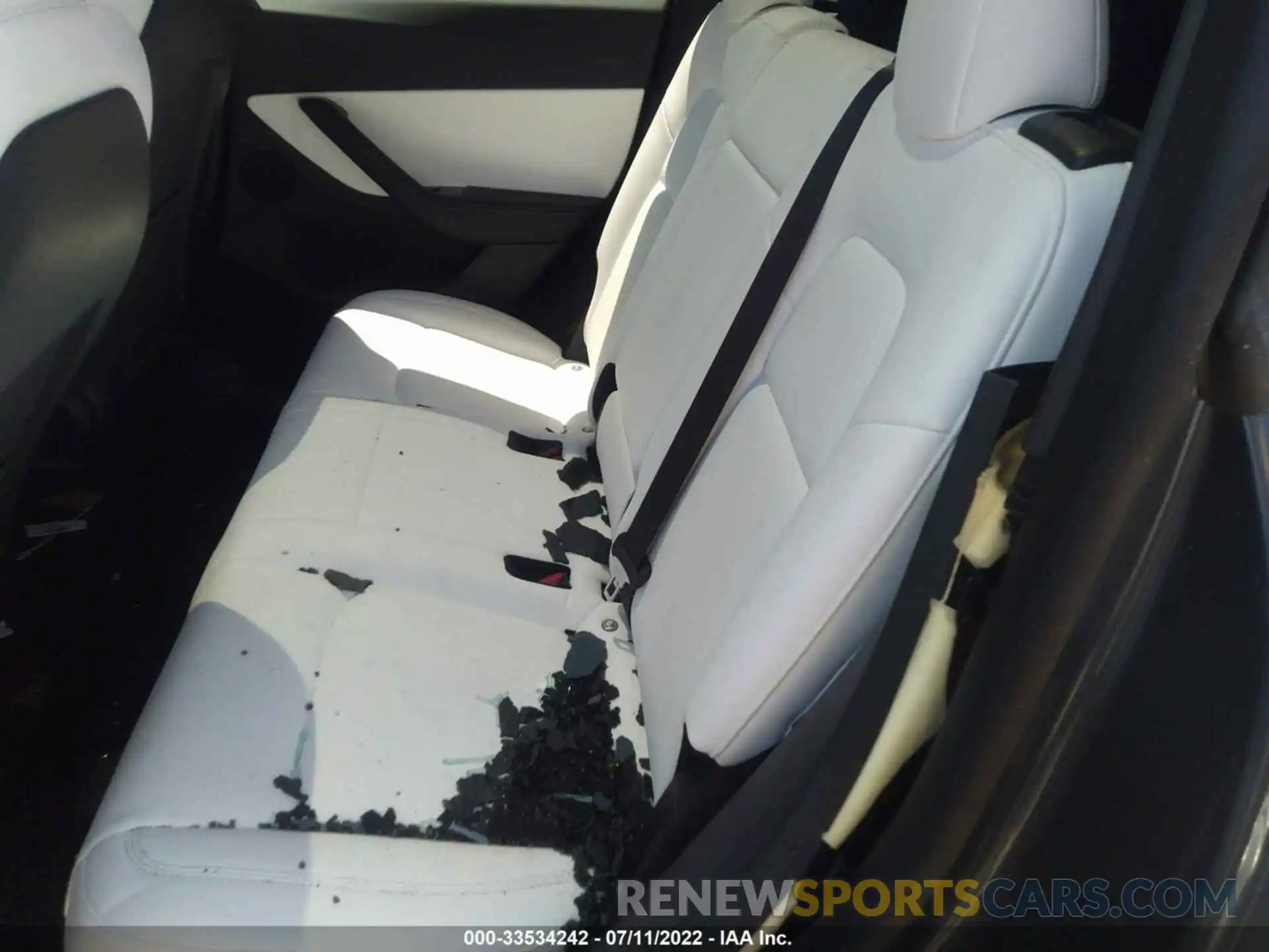 8 Photograph of a damaged car 5YJYGDEE1MF088719 TESLA MODEL Y 2021