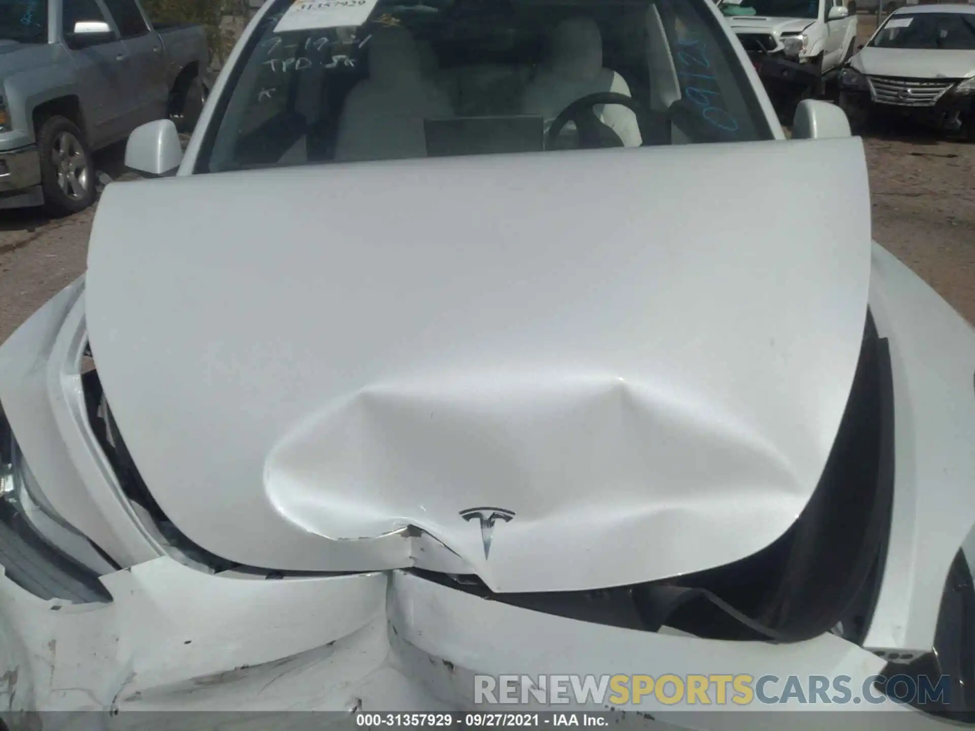 10 Photograph of a damaged car 5YJYGDEE1MF091281 TESLA MODEL Y 2021