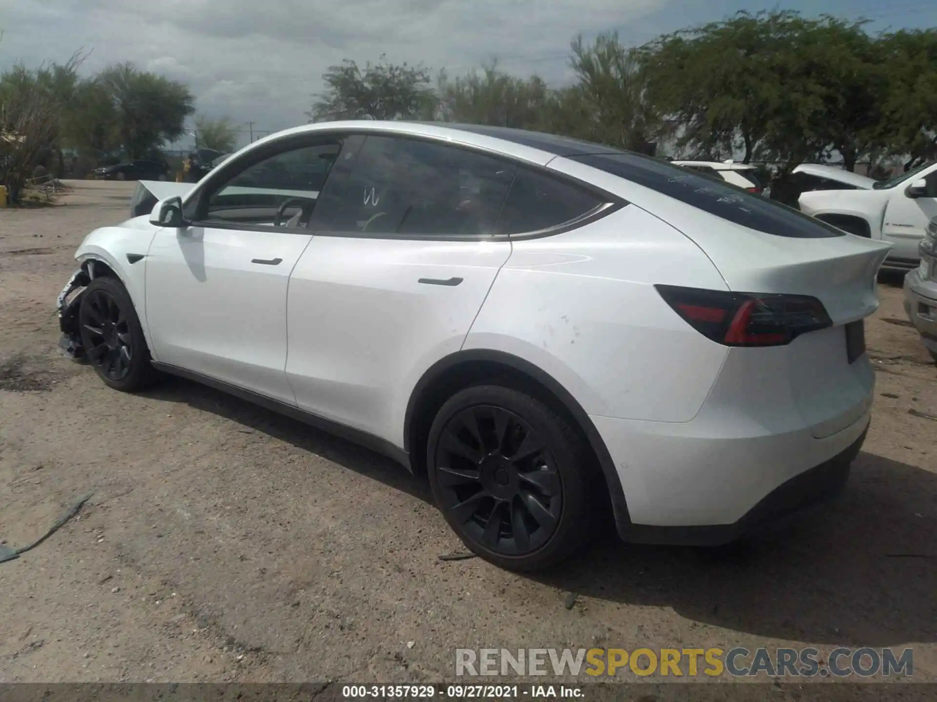 3 Photograph of a damaged car 5YJYGDEE1MF091281 TESLA MODEL Y 2021