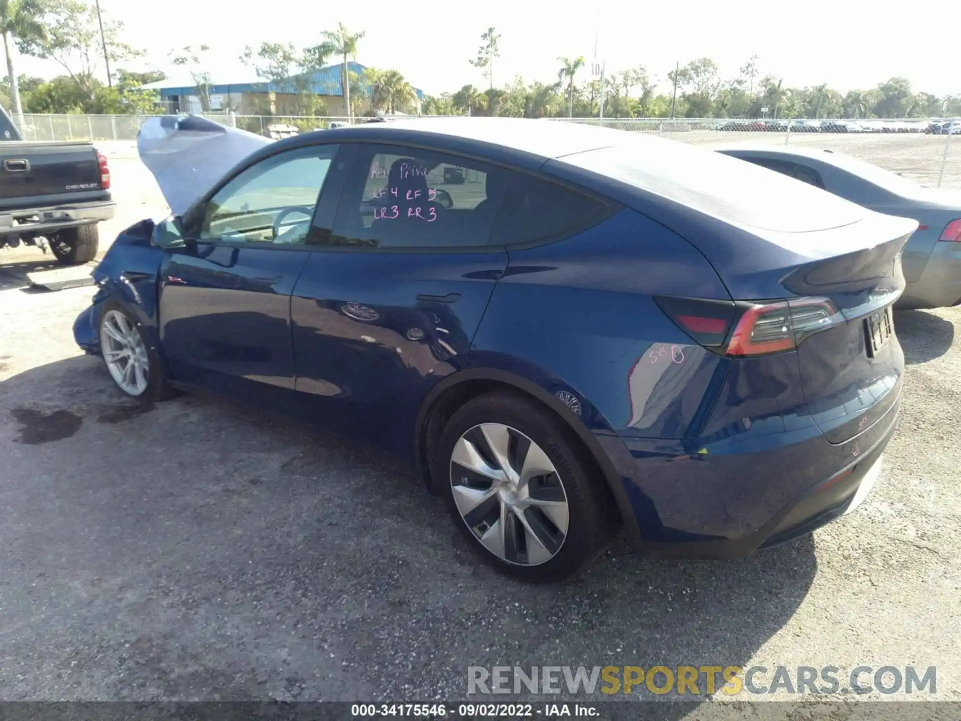 3 Photograph of a damaged car 5YJYGDEE1MF099672 TESLA MODEL Y 2021