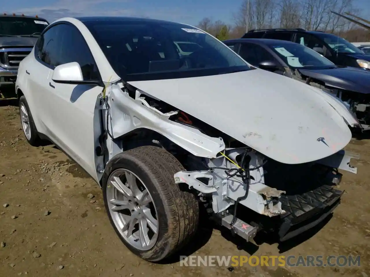 1 Photograph of a damaged car 5YJYGDEE1MF099817 TESLA MODEL Y 2021