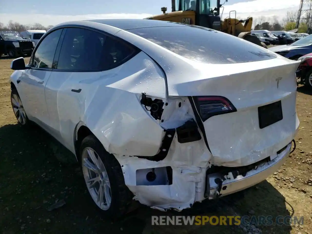 3 Photograph of a damaged car 5YJYGDEE1MF099817 TESLA MODEL Y 2021