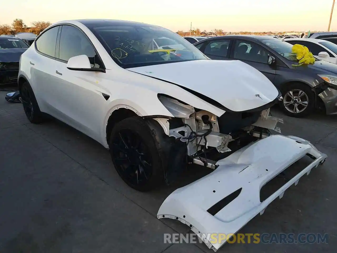 1 Photograph of a damaged car 5YJYGDEE1MF100383 TESLA MODEL Y 2021