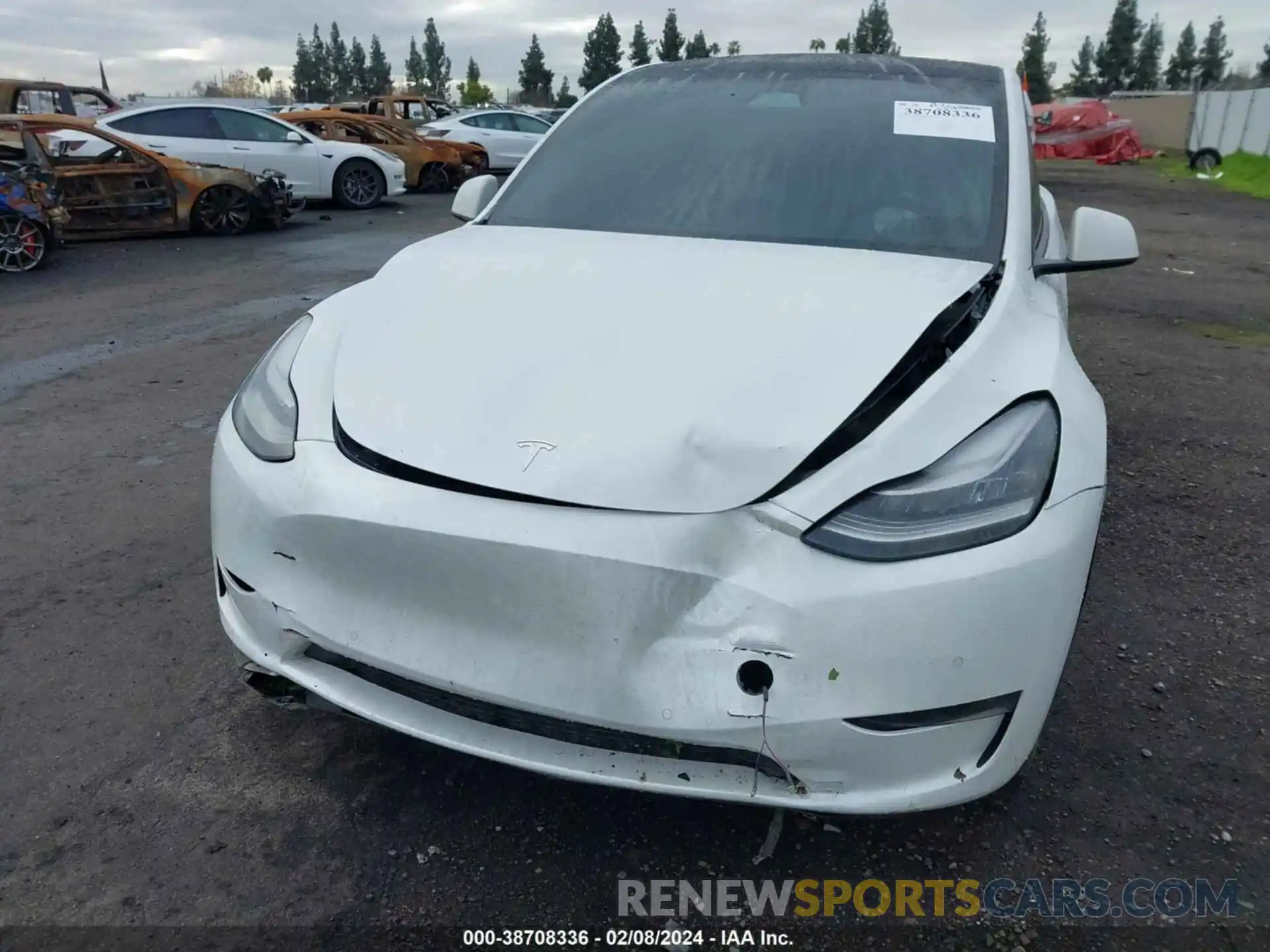 6 Photograph of a damaged car 5YJYGDEE1MF112369 TESLA MODEL Y 2021