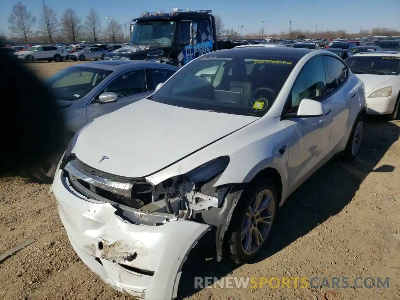 2 Photograph of a damaged car 5YJYGDEE1MF122304 TESLA MODEL Y 2021