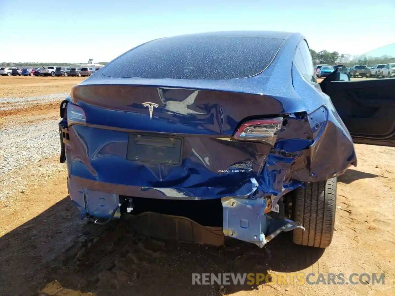 9 Photograph of a damaged car 5YJYGDEE1MF138647 TESLA MODEL Y 2021