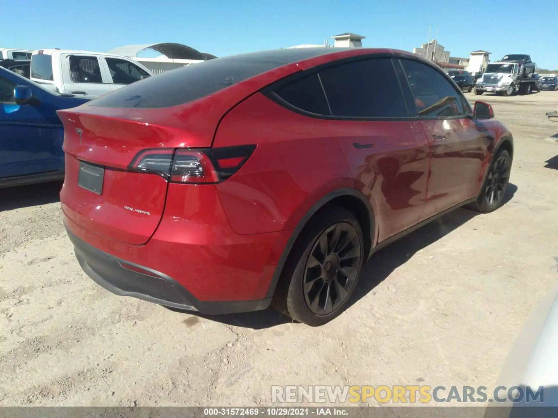 4 Photograph of a damaged car 5YJYGDEE1MF144495 TESLA MODEL Y 2021