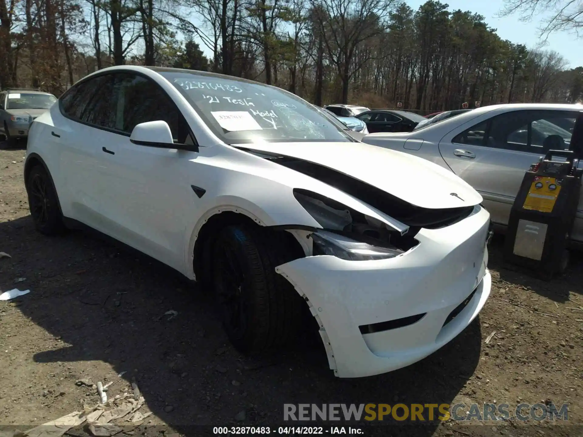 1 Photograph of a damaged car 5YJYGDEE1MF146652 TESLA MODEL Y 2021