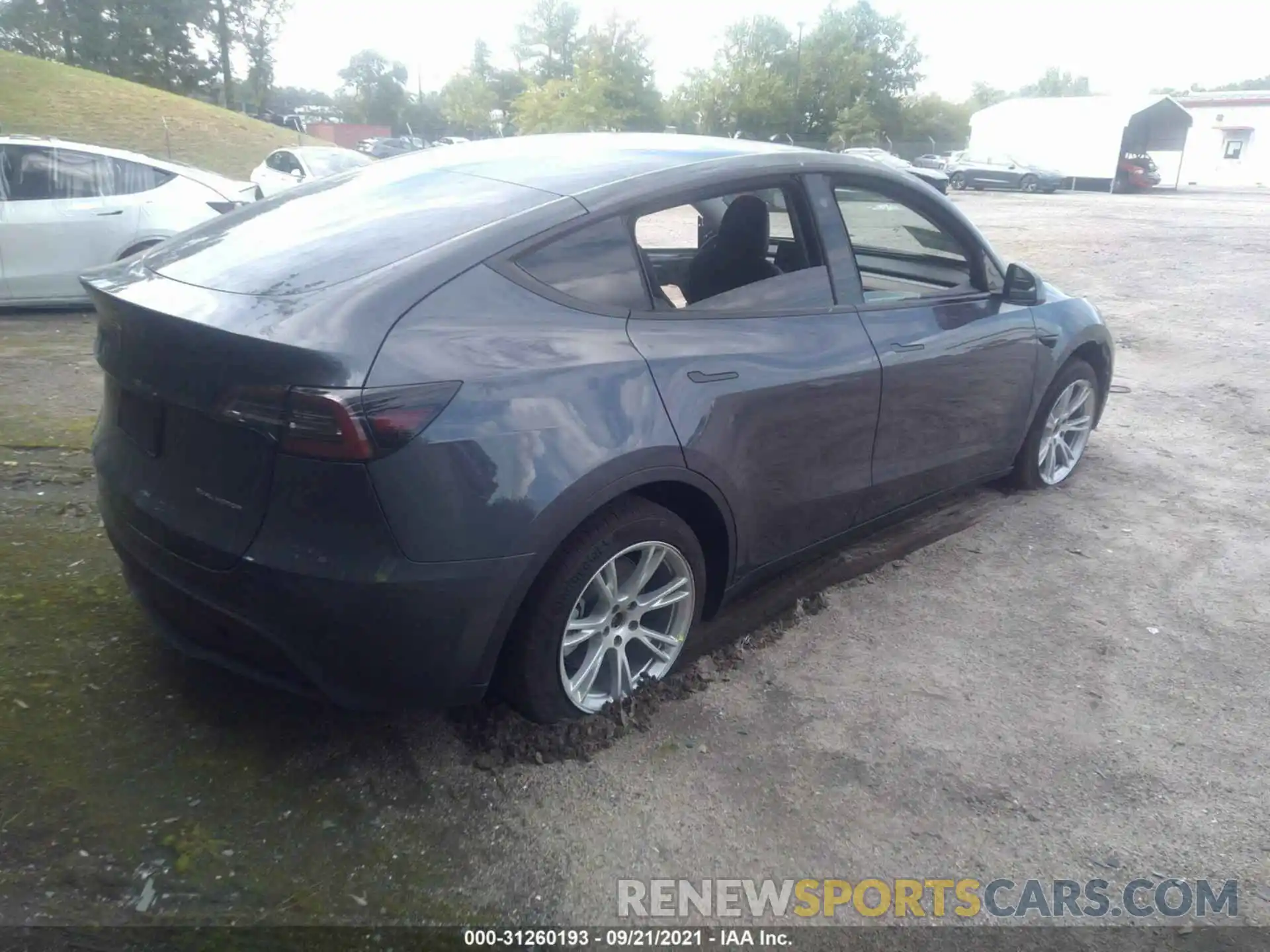 4 Фотография поврежденного автомобиля 5YJYGDEE1MF146800 TESLA MODEL Y 2021