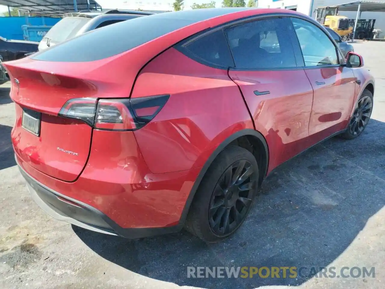 4 Photograph of a damaged car 5YJYGDEE1MF149907 TESLA MODEL Y 2021